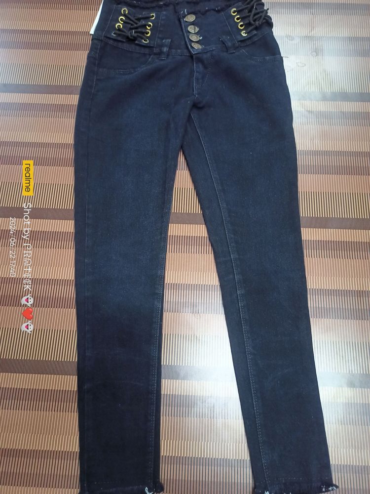 (M-20) 28 Size Slim Fit Denim Jeans