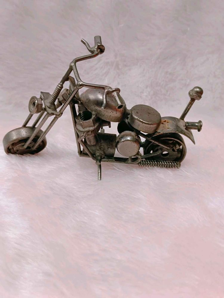 Metal Handicraft Bullet Bike Miniature