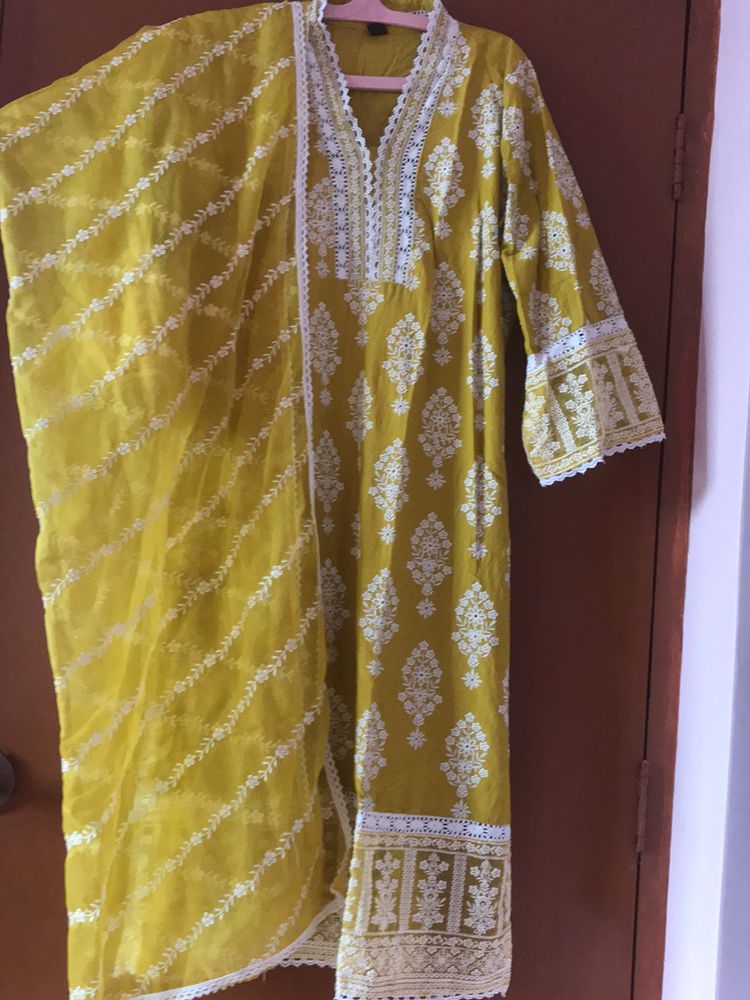 Pakistani Suit With Bell Sleeves