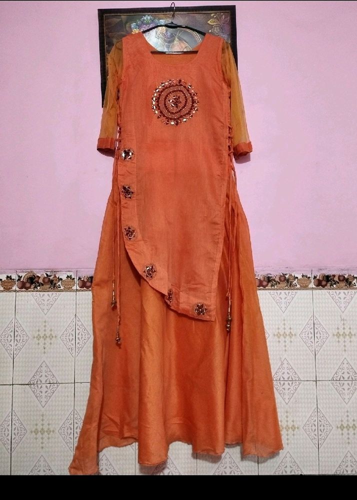 Nyraa Cut Gown