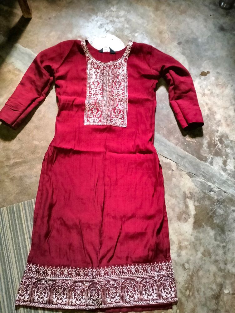 Maroon Kurti