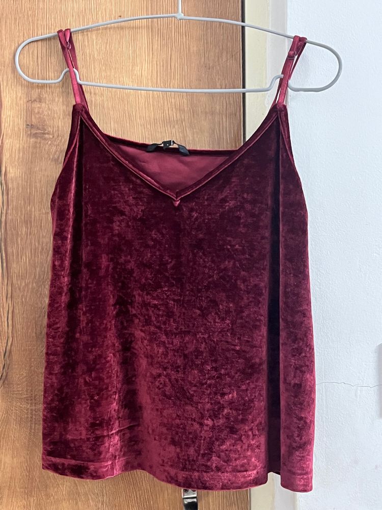 Velvet top {NO COINS OR SWAP ACCEPTED}