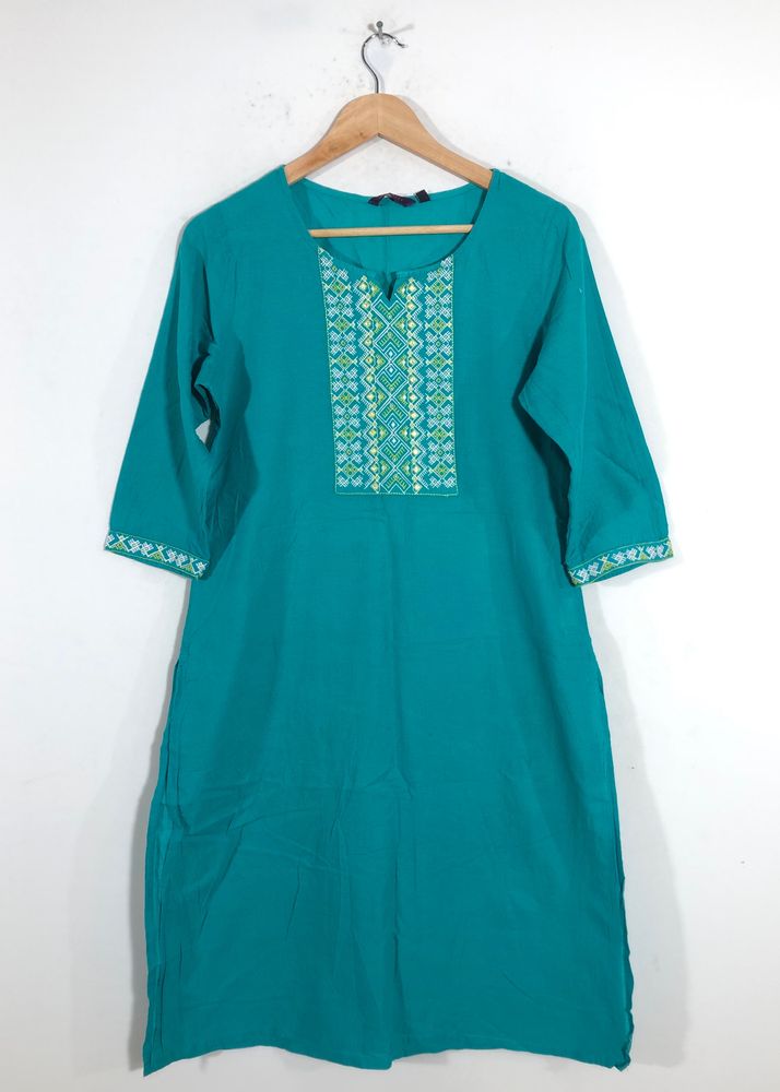 Green Embroidered Kurtas(Women’s)