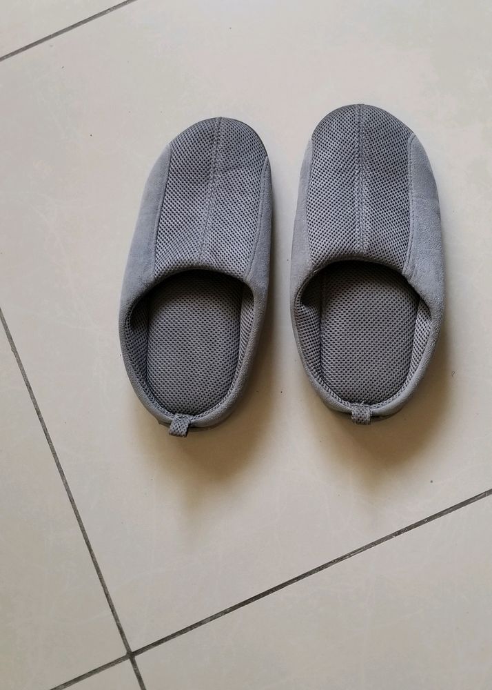 Imported Mens Fully Covered Slip Ons