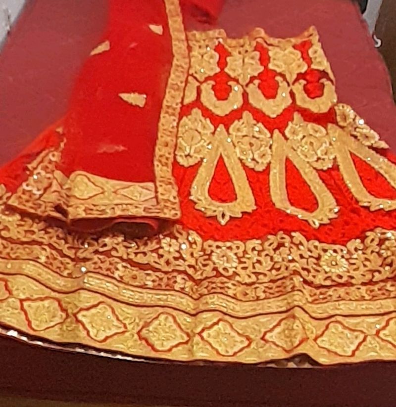 New Heavy Embroidered Red Bridal Lehenga