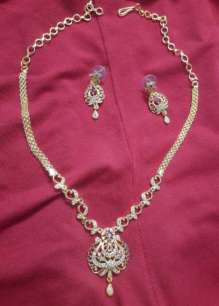 1 Gm Gold Plated Short Necklace Set With Earrings.