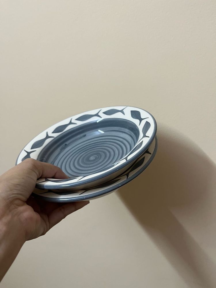 2 Ceramic Plates