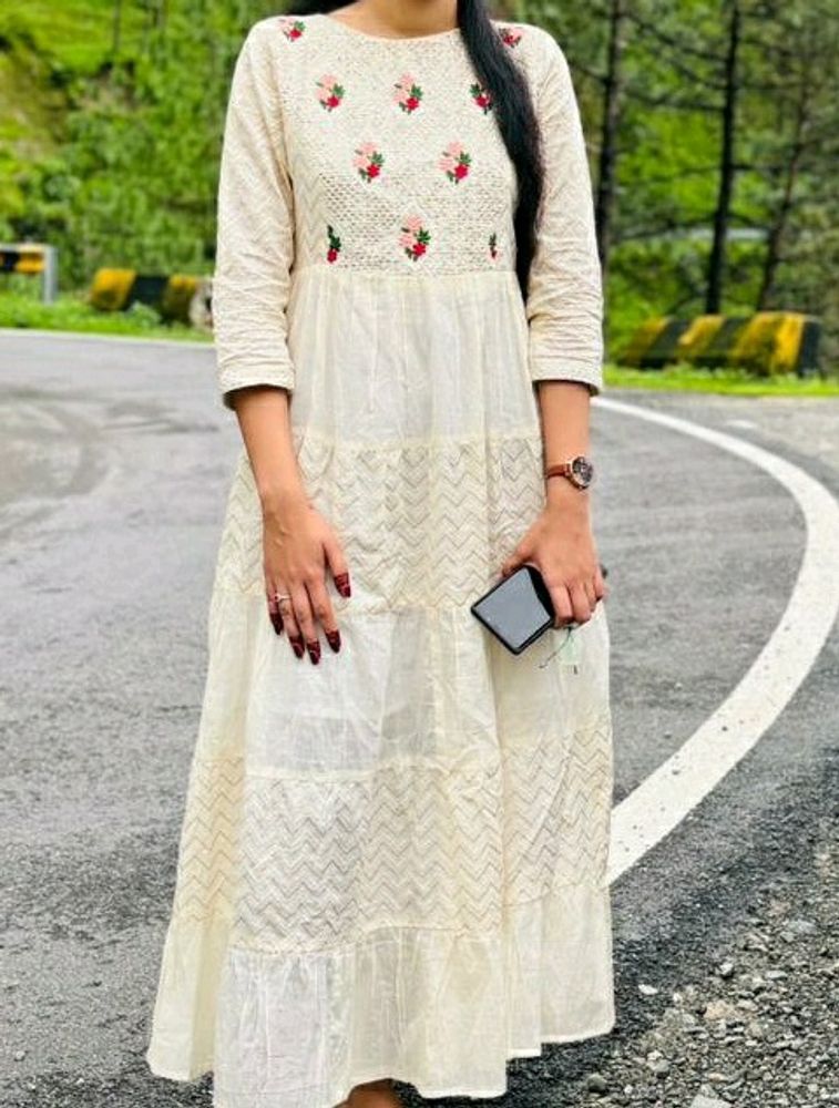 White Brautiful Kurti