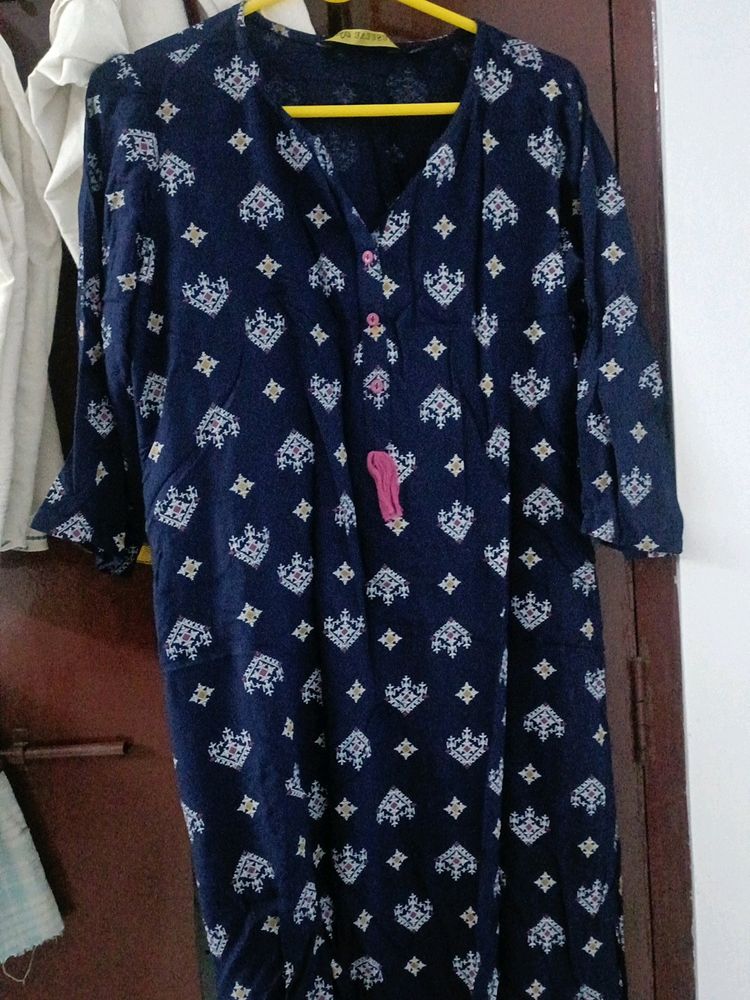 Avaasa Navy Blue Kurti