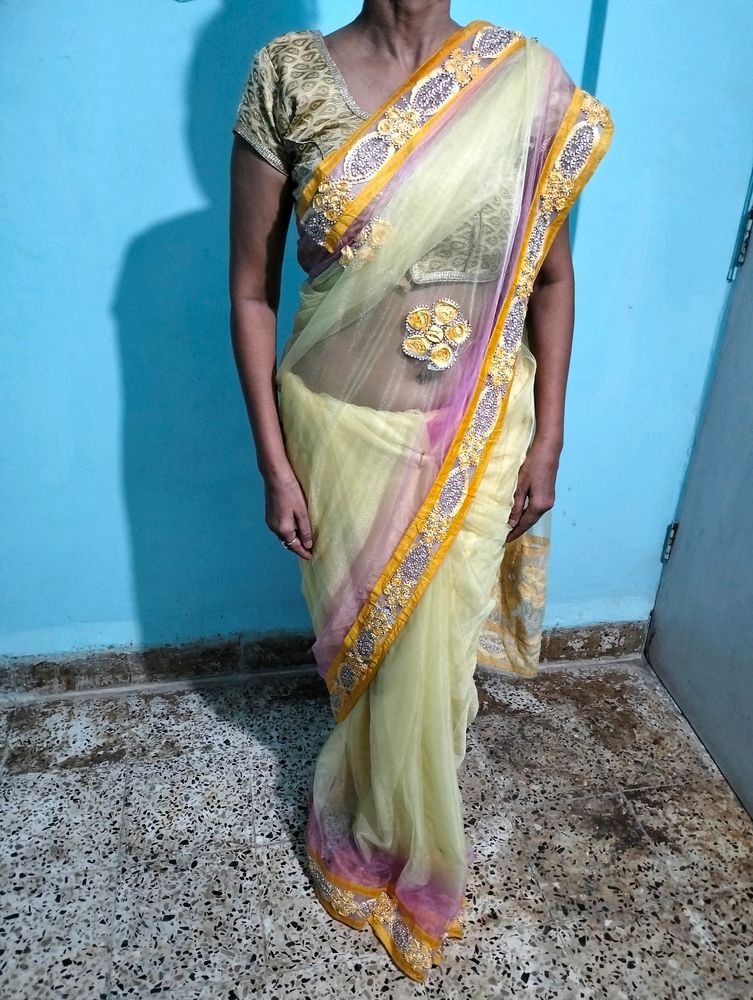 SALE🥳Net Saree 💛only Sare