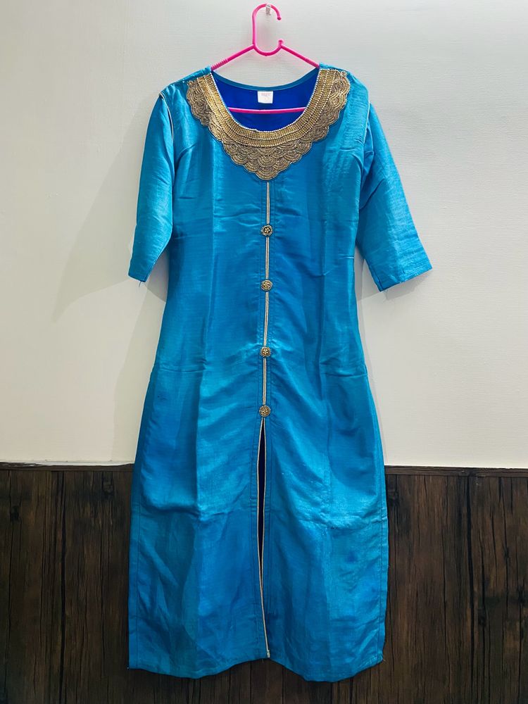 Blue Kurta Front Cut