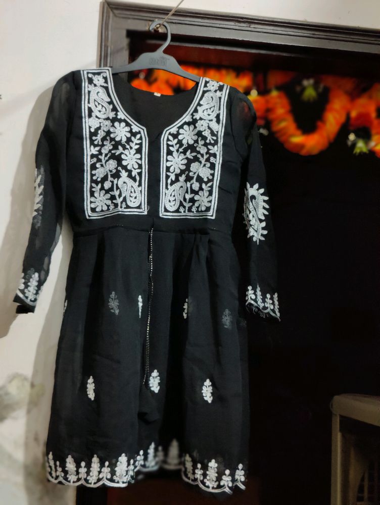 Black Round Kurti