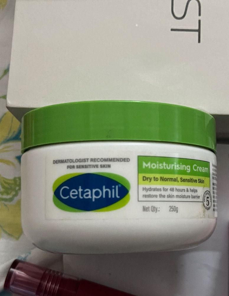 Cetaphil Moisturising Cream