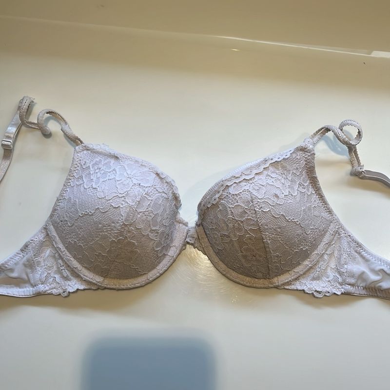 H&M White Lace Bra In Size S(34B)