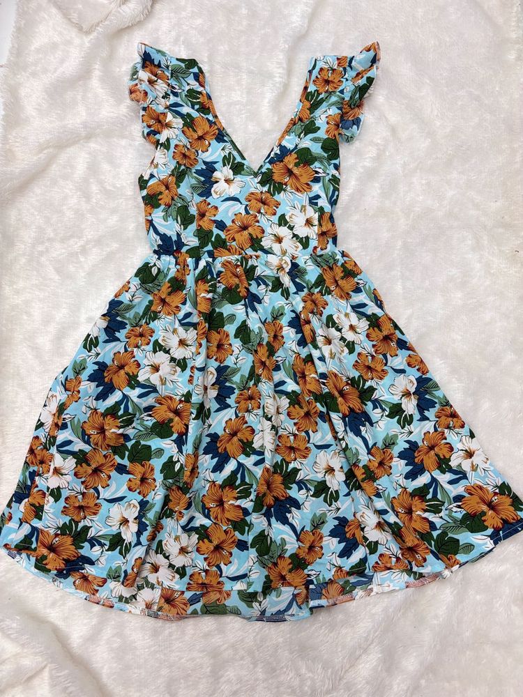 pinterest floral backless dress