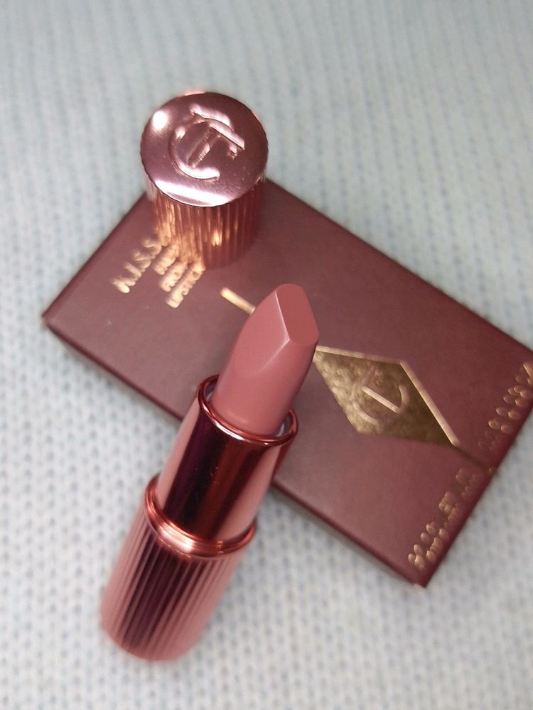 Charlotte Tilbury Lipstick ❣️💕