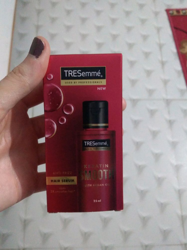 TRESemme KERATIN SMOOTH Anti-Frizz HAIR SERUM