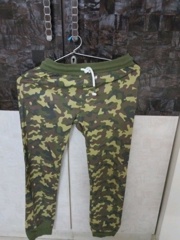 JOGGERS FOR BOYS