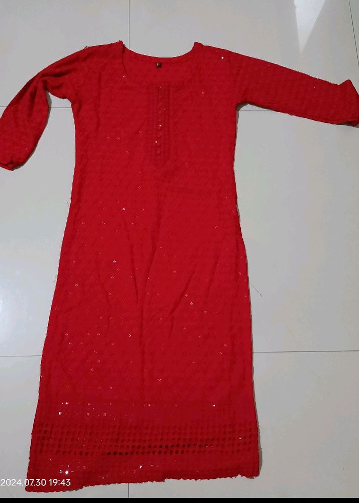 chikankari  kurta women