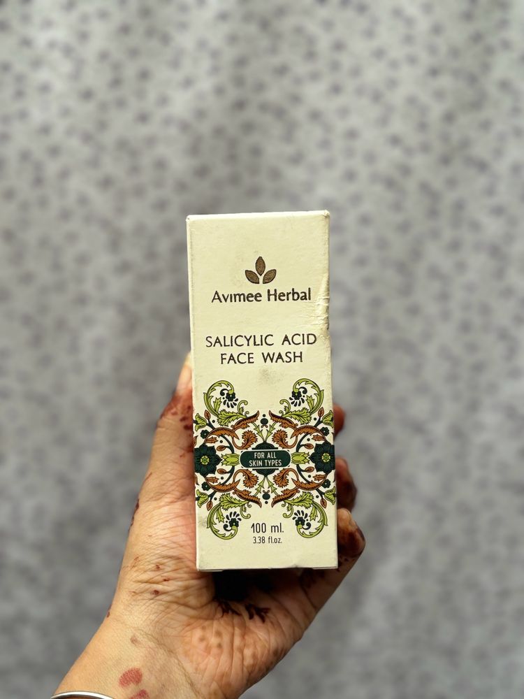 Avimee Herbal Salicylic Acid face wash