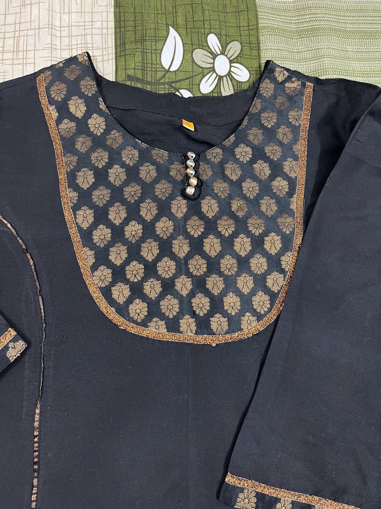 Black A-line kurti