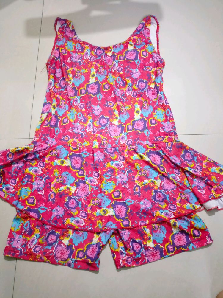 One Piece Swiming Costum For Girls And Women