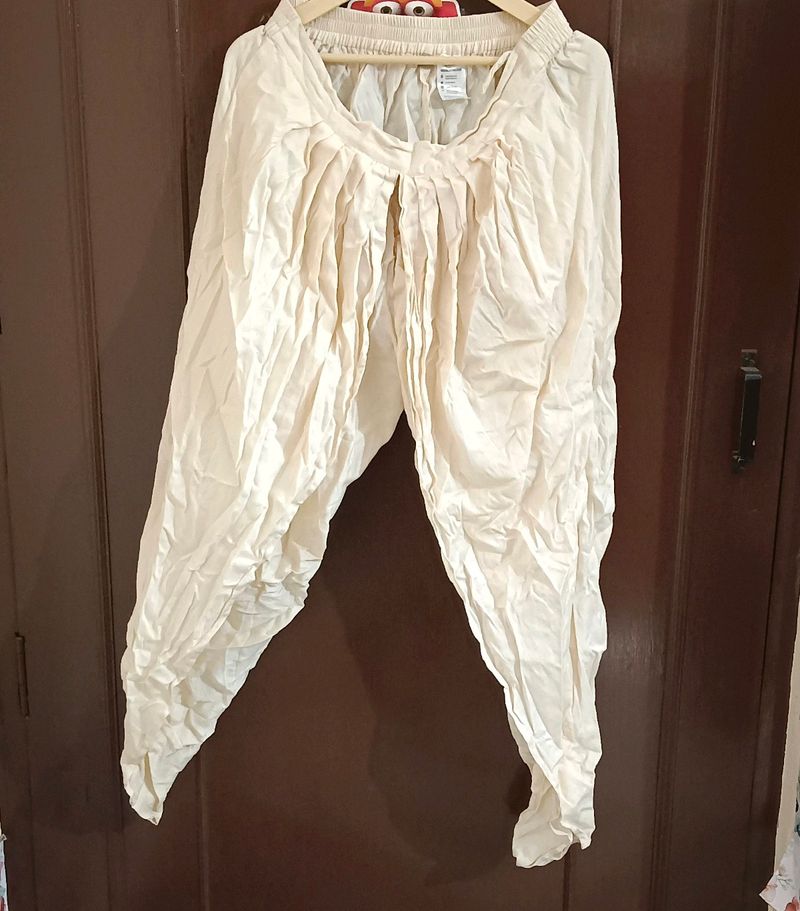 Cream Coloured Patiala