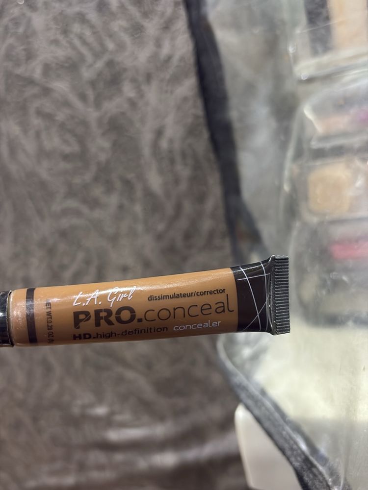 Both Concealer