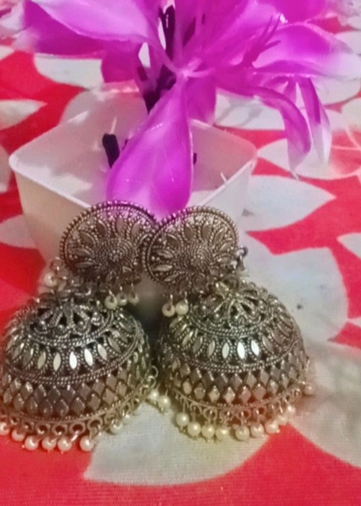 Jhumka Golden