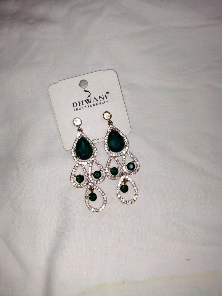 Royal Emerald Earrings