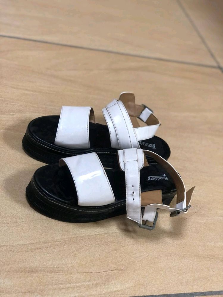 Black White Solid Sandal