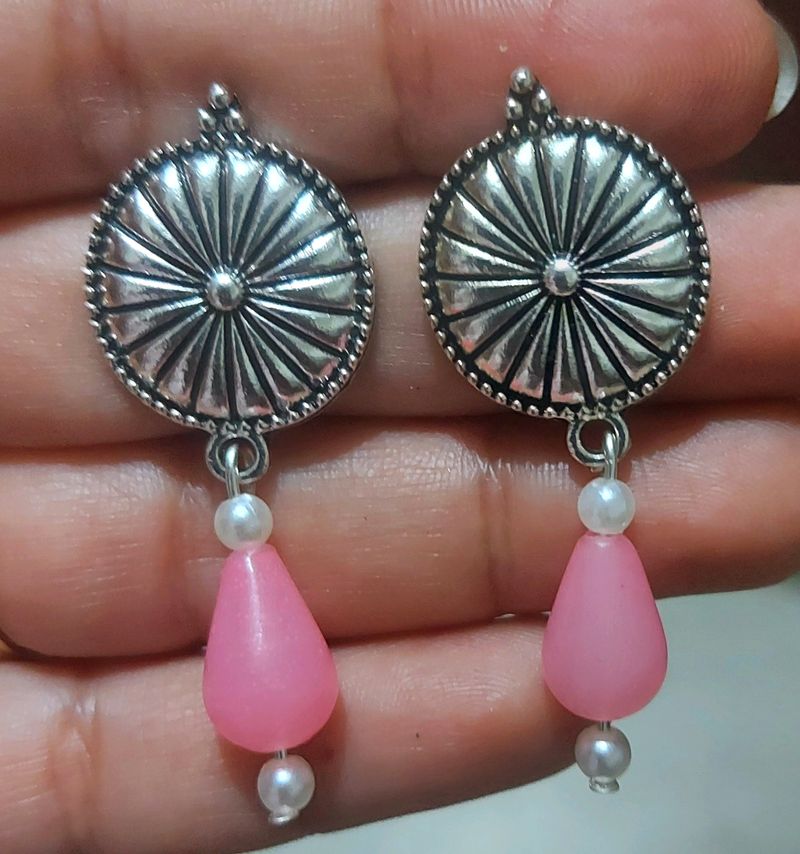 Round Metallic Pink Drop Earing