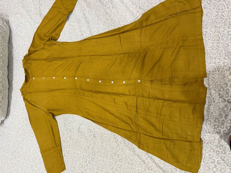 Beautiful Flawless Mustard Kurta