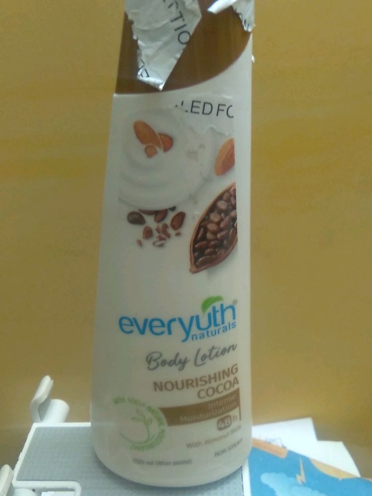 Everyuth Naturals Body Lotion COCOA