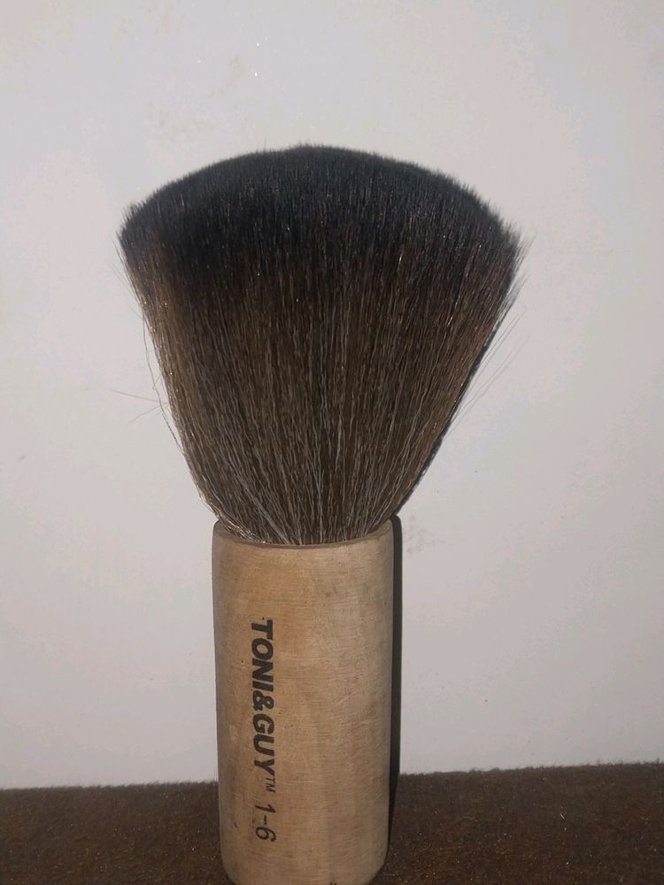 NEW Maikup  POWDER REMOVE BRUSH