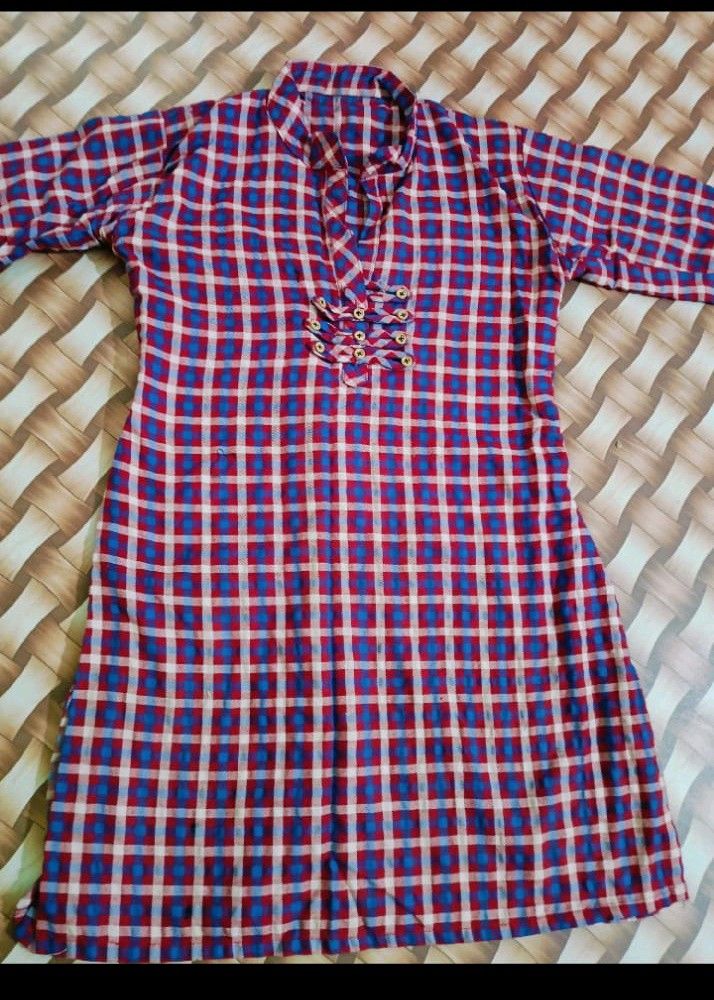 Short Checked Kurta