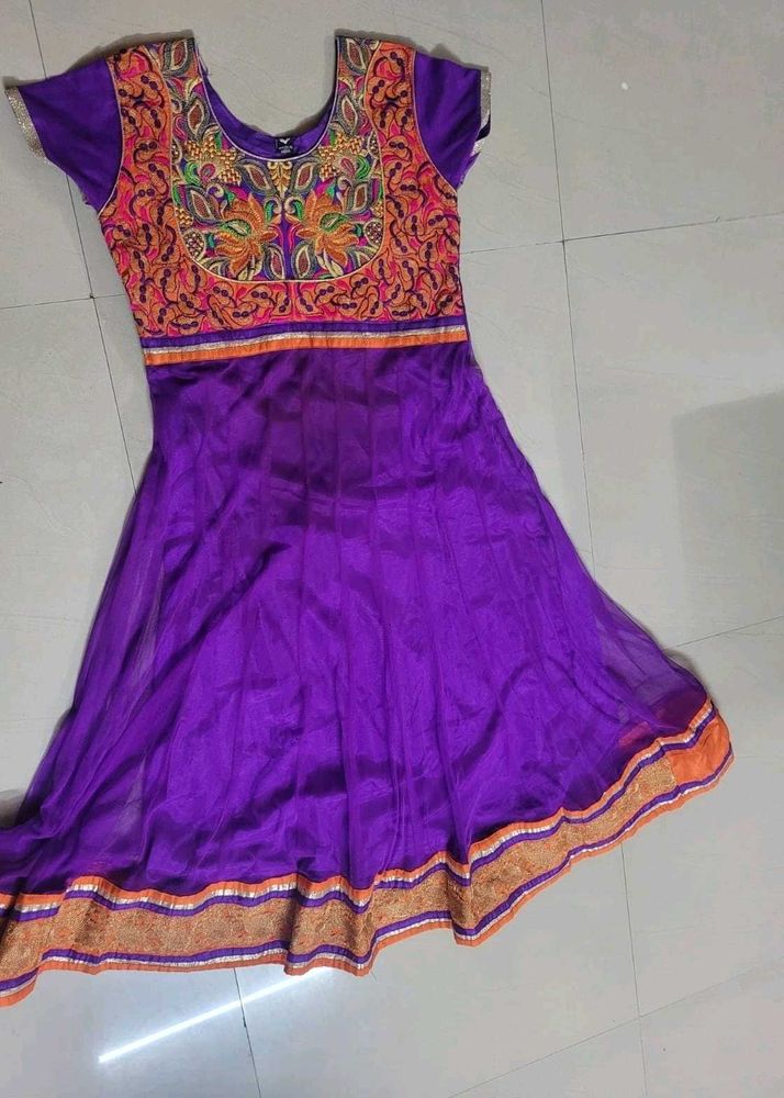 Women's Heavy Embroidered Kurta