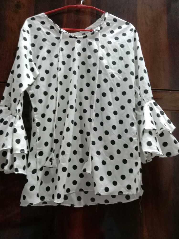 White Beautiful Top With Black Dots