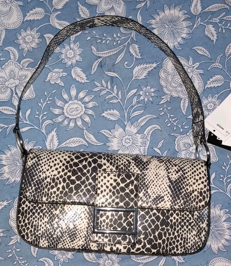 H&M pattern black n beige shoulder bag