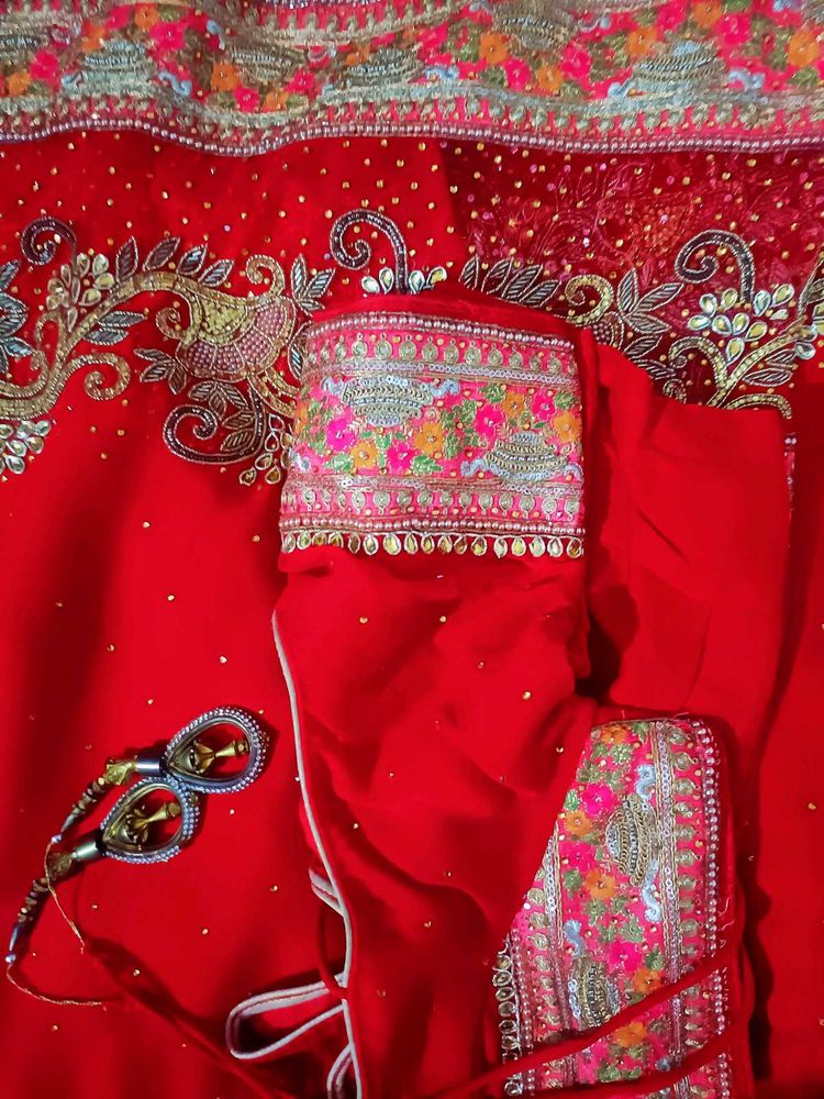 Ravishing Red Heavy Bridal Saree..🔥