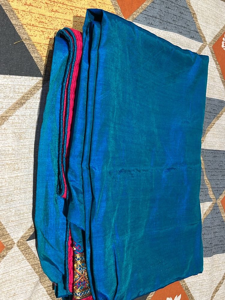 Peacock Blue Saree With Pink Border ( No Blouse )