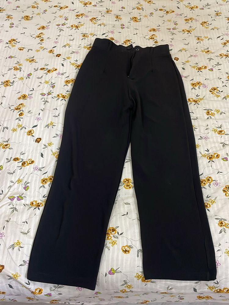 Black Staright Fit Trouser