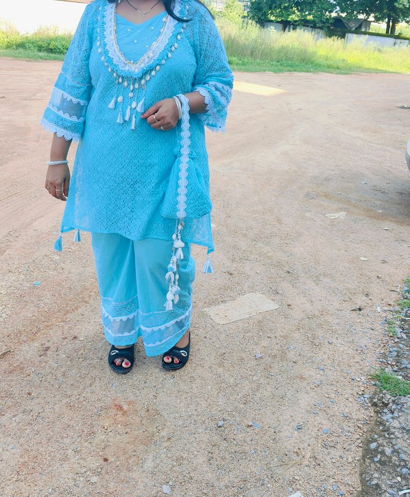 Beautiful Kurta With Pant And Potli