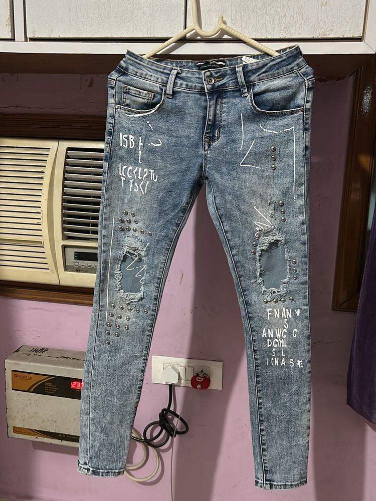 Blue Distress Deal Jeans