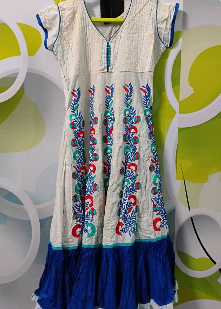 Women's Kurti with Blue Bottom Wear