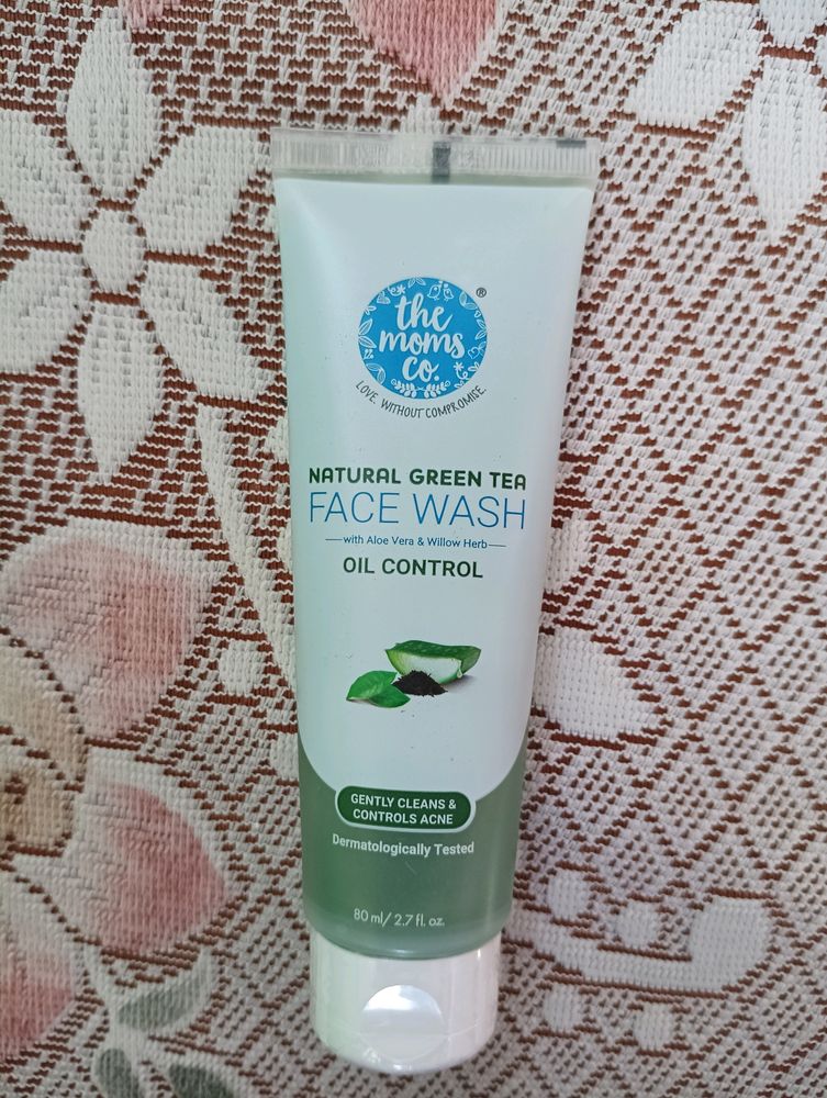 The Moms Co. Natural Green tea Face Wash Of 80ml