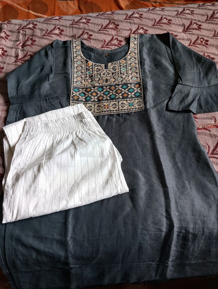 Kurti Set