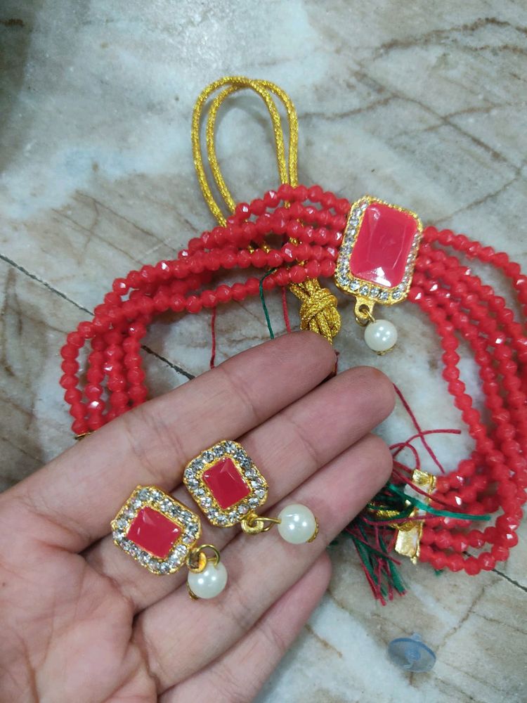 Red Necklace Set