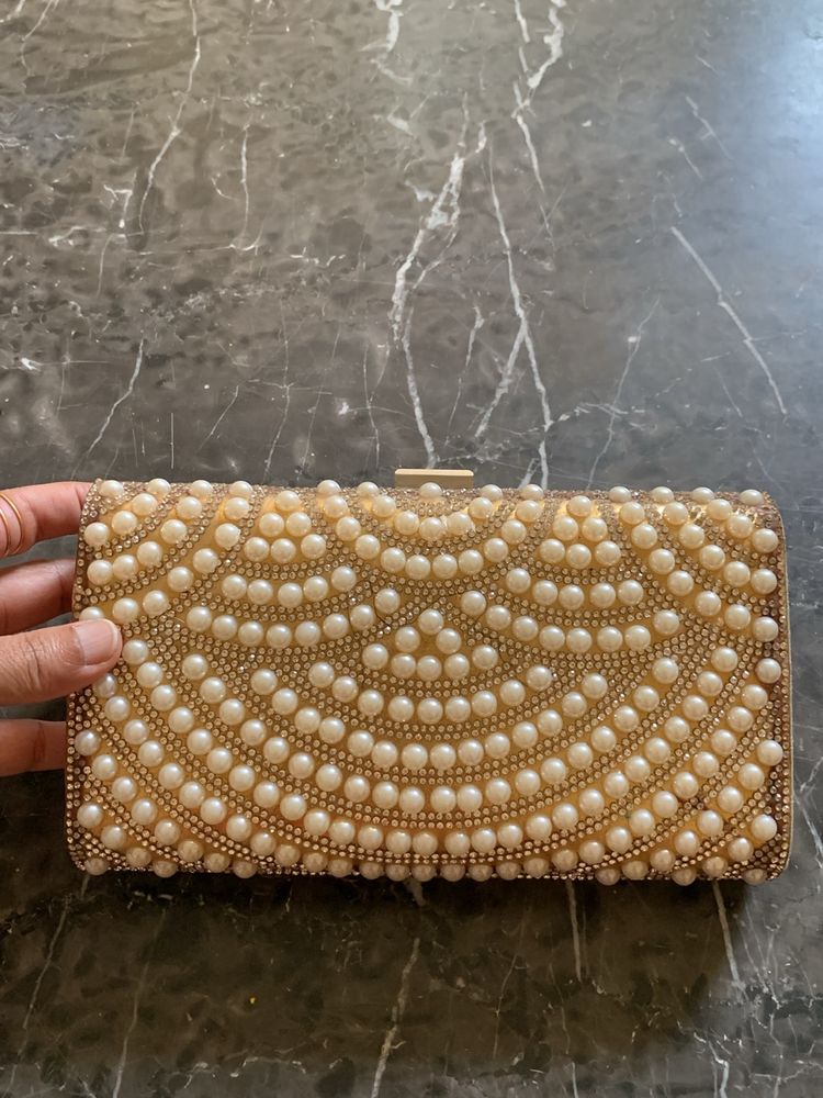 Esbeda Party Clutch