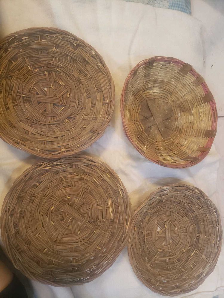 4 Small Wooden Baskets